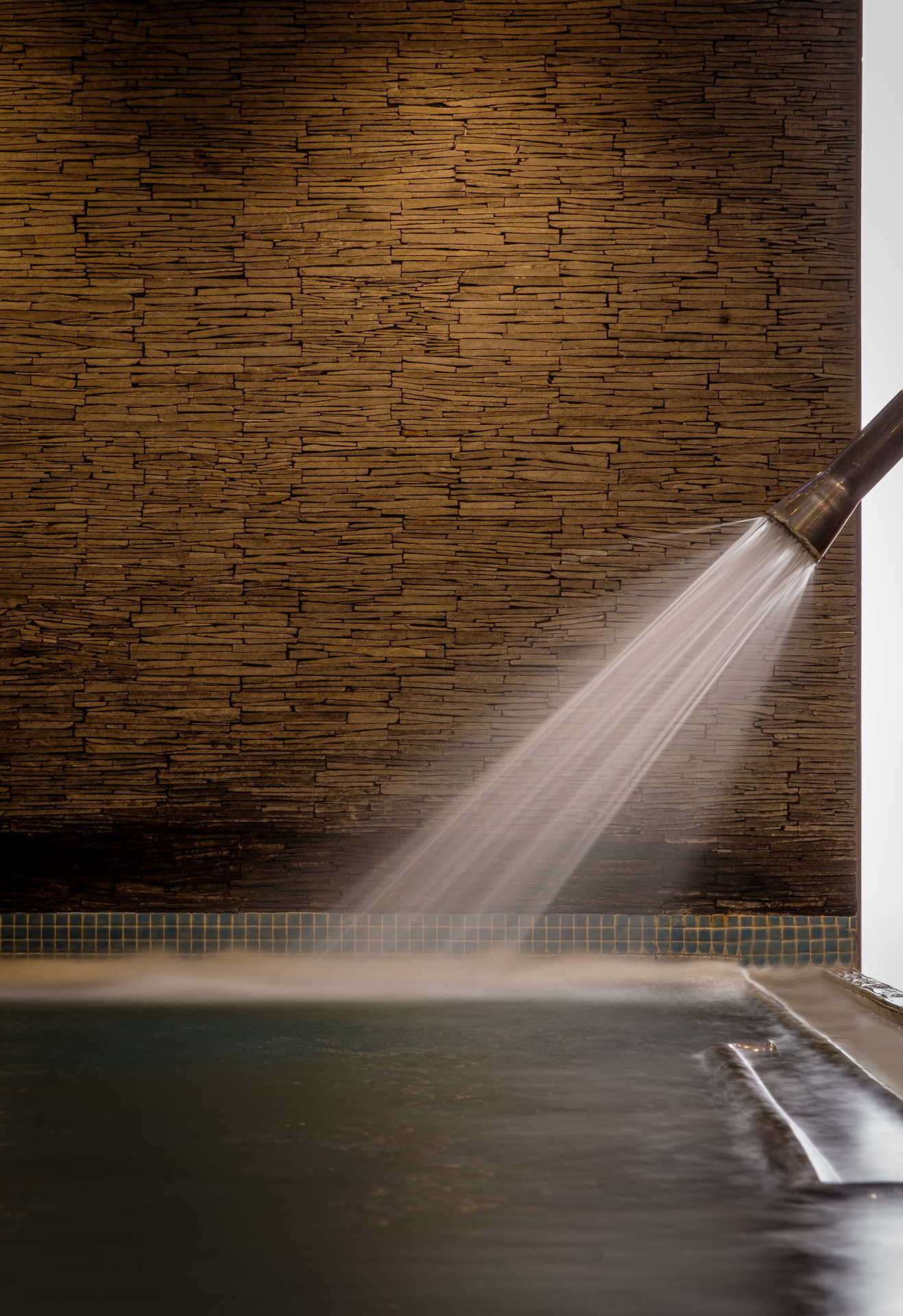 Douche massante - cure thermale dax - Thermes de l'Avenue